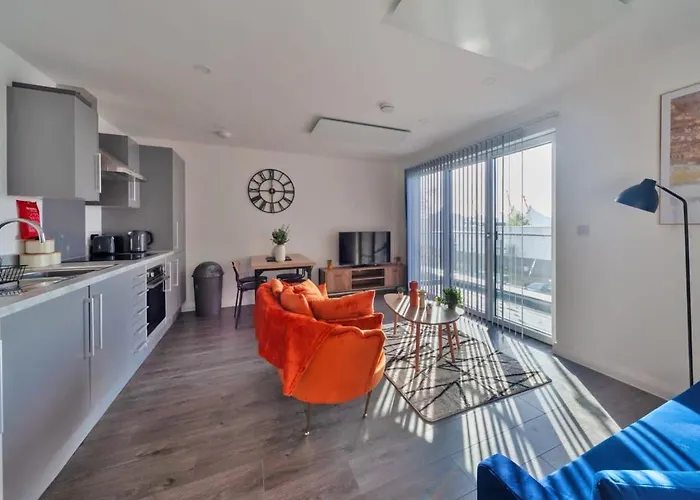 Smart 1 Bedroom Apartment In Ashford