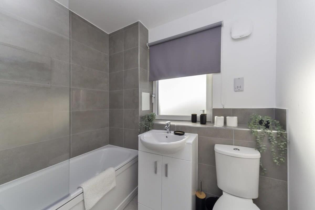 Smart 1 Bedroom In Ashford * Ashford (Kent)